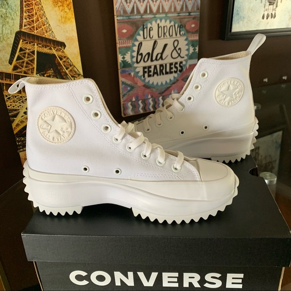 Converse Shoes - NWT Converse Run Star Hike